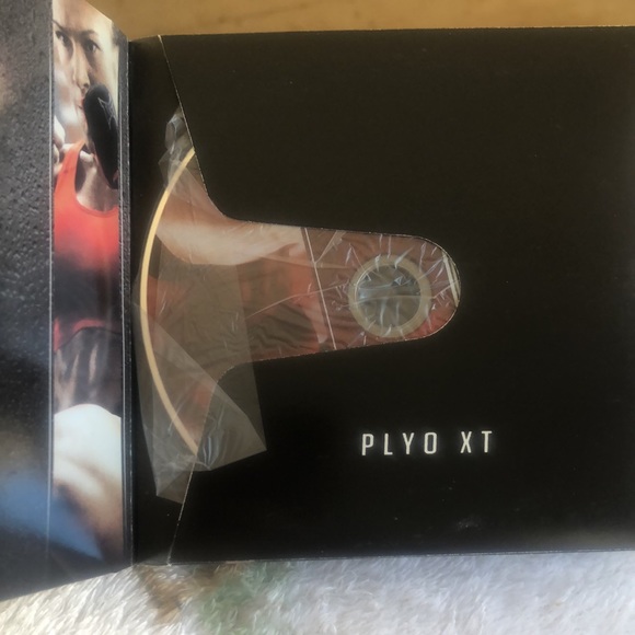 TAPOUT XT extreme training CD collection *new* - Picture 4 of 4